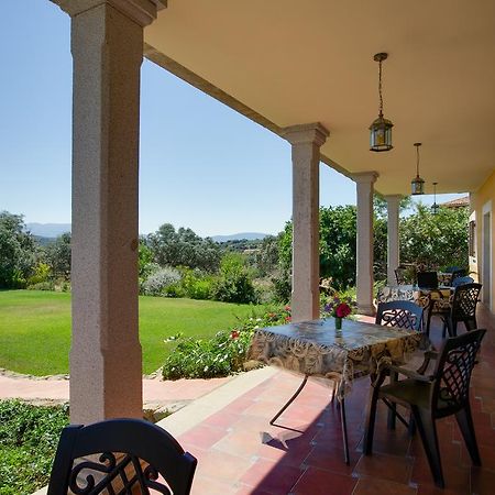 Apartamentos El Jardin Del Poeta Guijo de Granadilla Pokoj fotografie