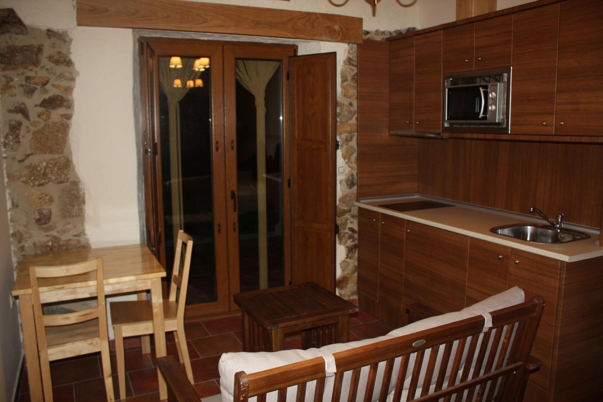 Apartamentos El Jardin Del Poeta Guijo de Granadilla Exteriér fotografie