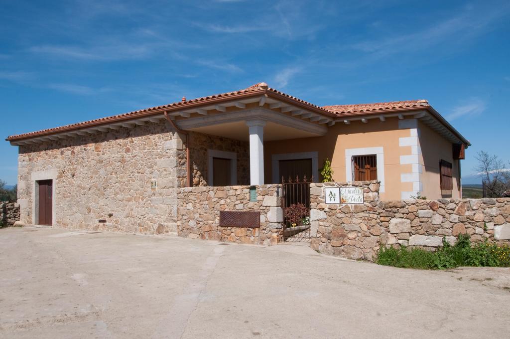 Apartamentos El Jardin Del Poeta Guijo de Granadilla Exteriér fotografie