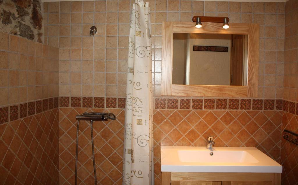 Apartamentos El Jardin Del Poeta Guijo de Granadilla Pokoj fotografie