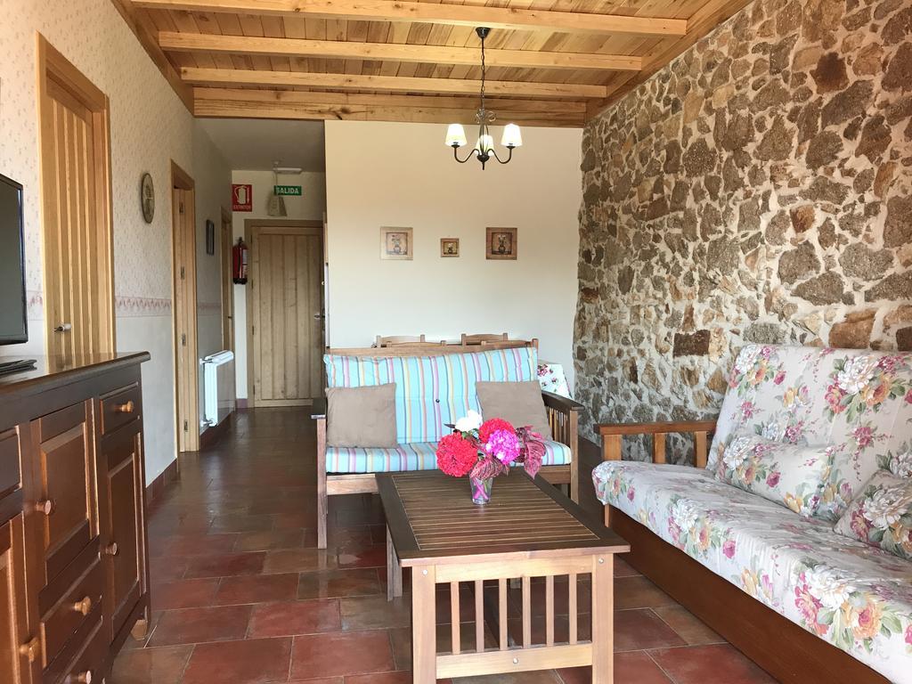 Apartamentos El Jardin Del Poeta Guijo de Granadilla Exteriér fotografie
